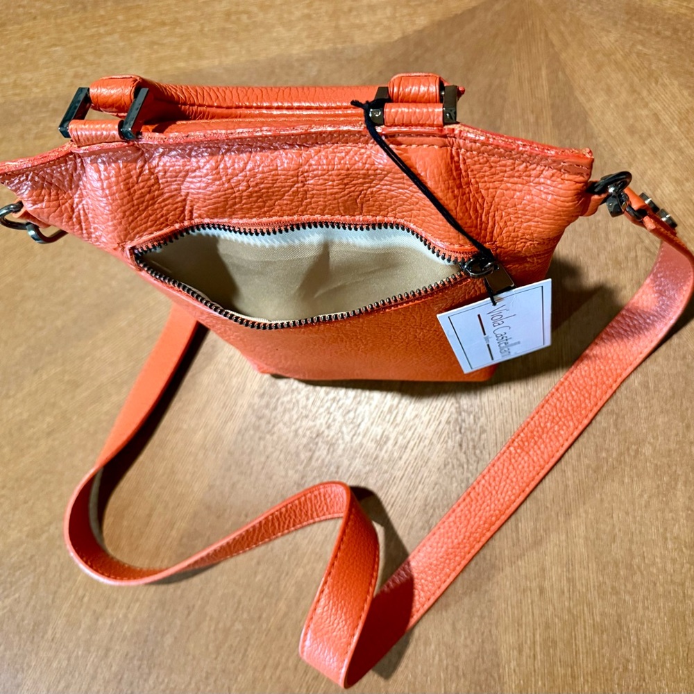 Viola Castellani Small Leather Crossbody Bag - Picture 4 of 16